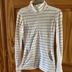 Lululemon pull over